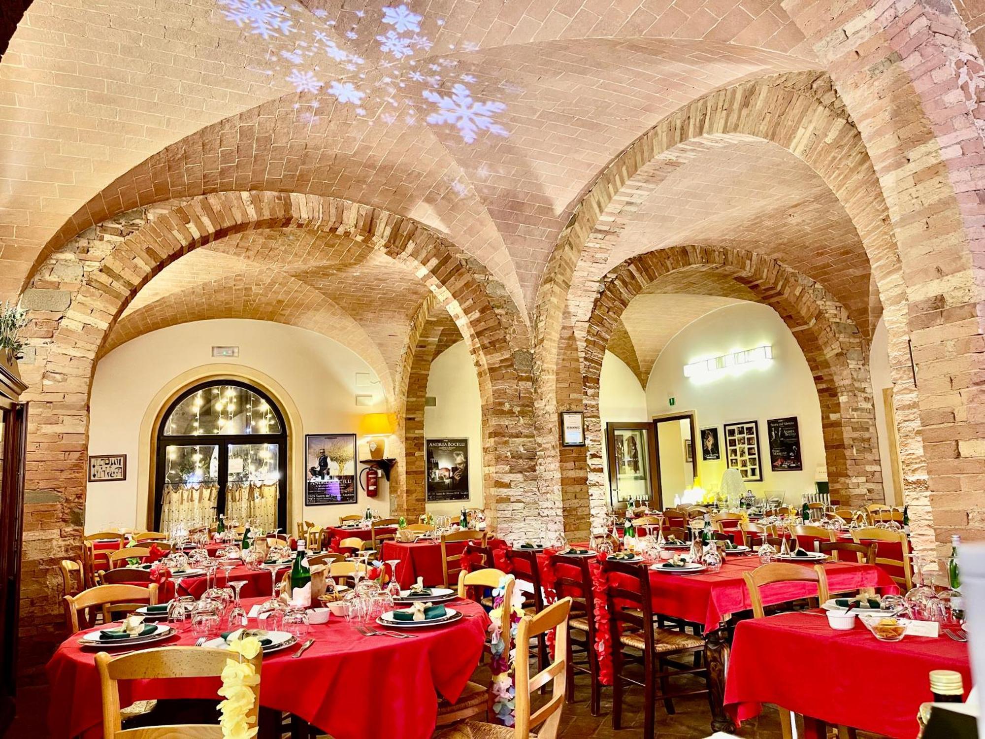 Le Vecchie Cantine Otel Chianni Dış mekan fotoğraf